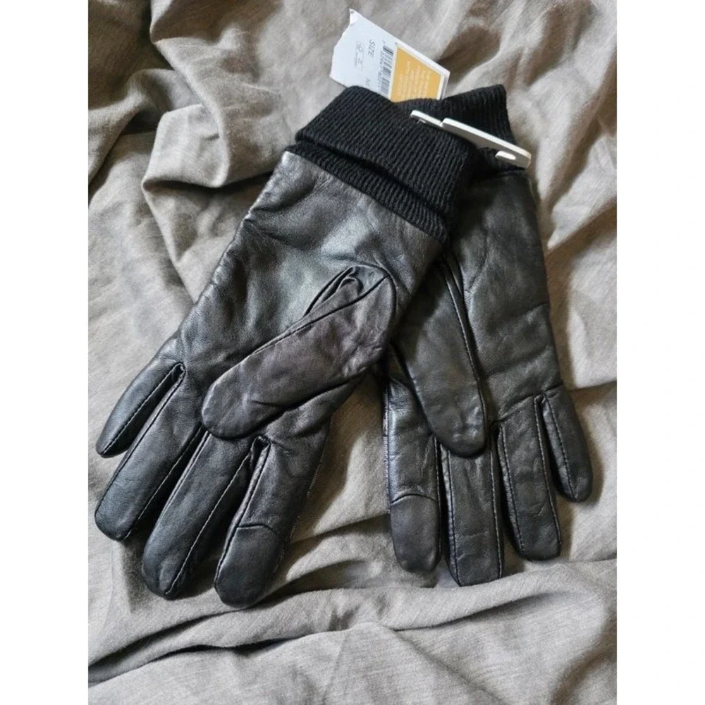 Michael Kors Womens Black Leather Monogram Insulated Touch Tip Gloves Medium NEW